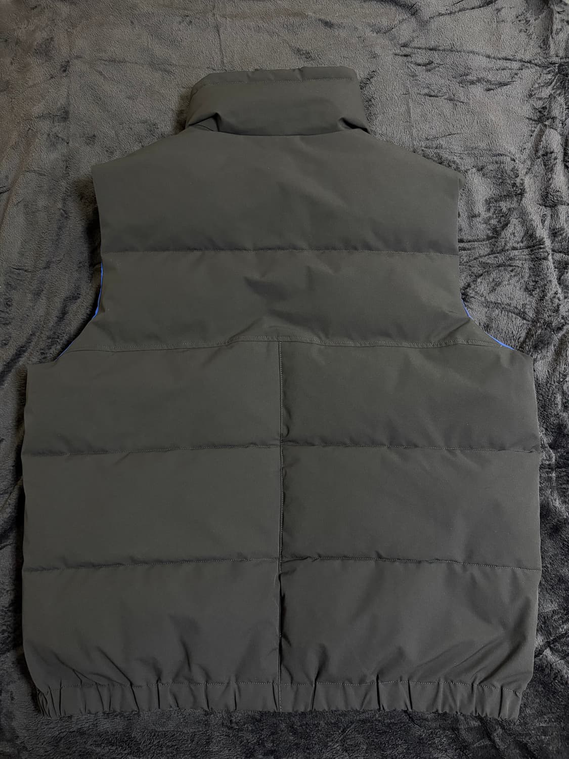 에이프(베이프) x 타미 콜라보 리버시블 패딩조끼 상품이미지5