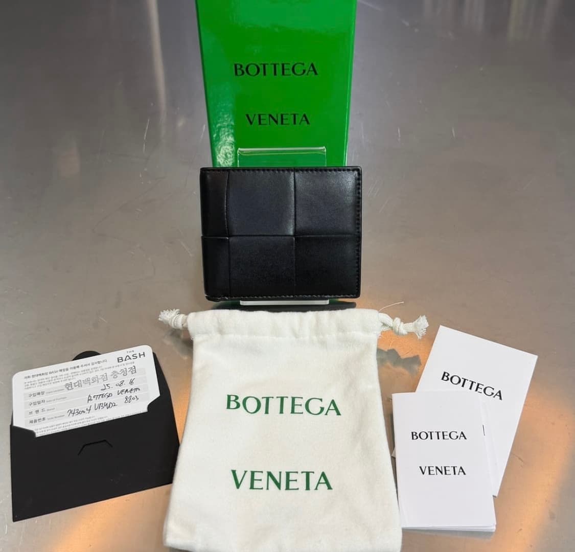 보테가베네타 인트레치아토 반지갑 상품이미지1