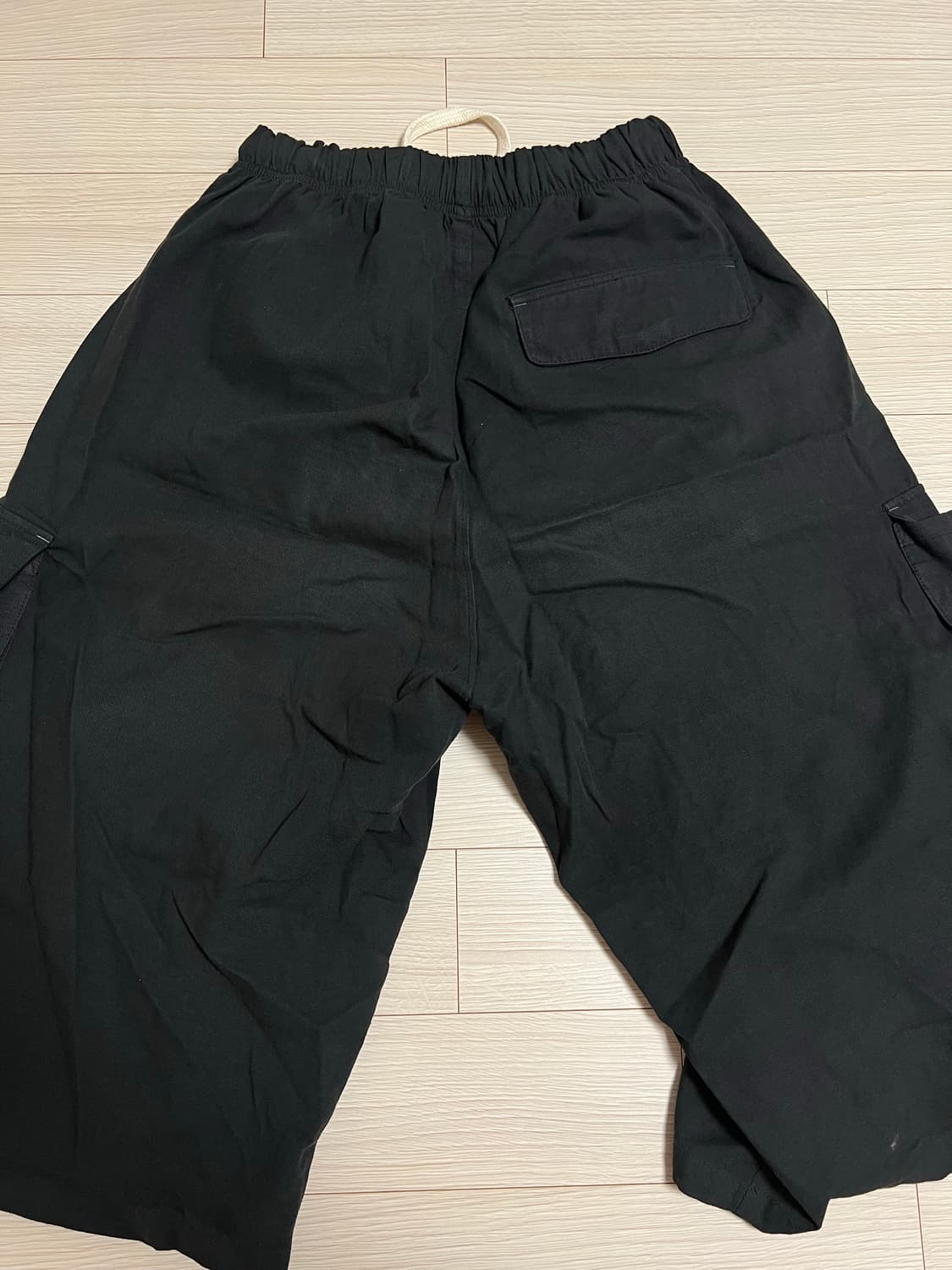 폴리테루 휴먼인덱스 인덱스 1/2 카고 팬츠 블랙 상품이미지3