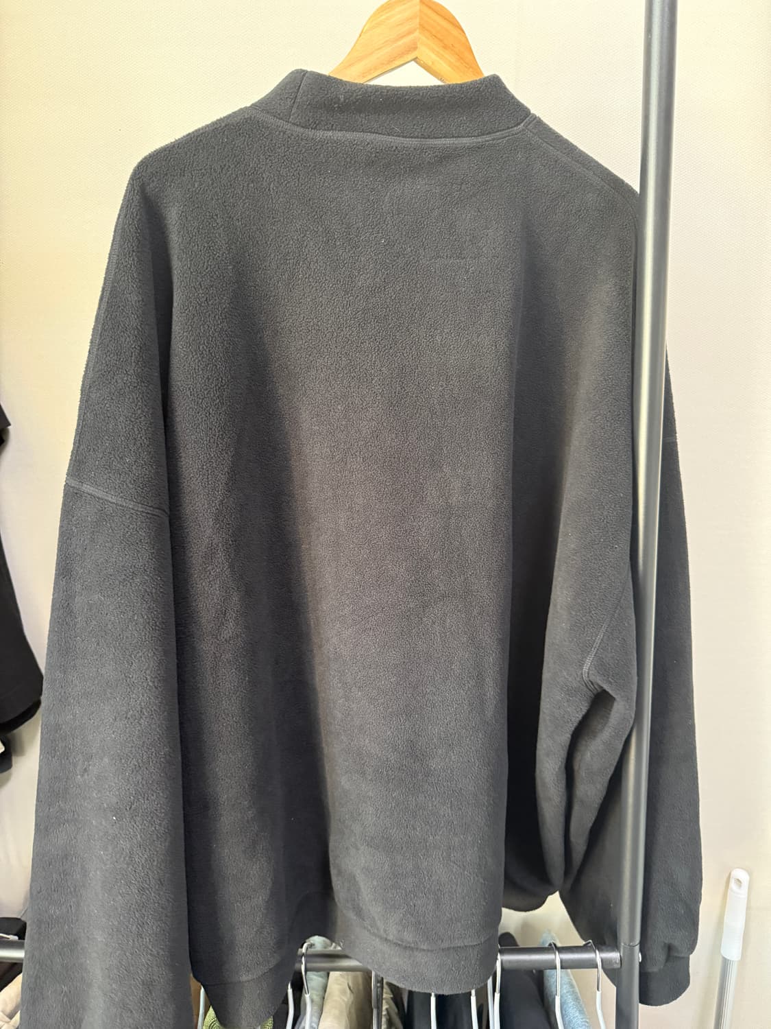 발렌시아가 플리스 맨투맨 XL 상품이미지3