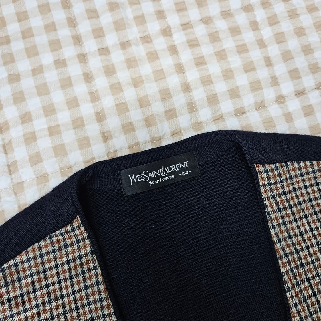 입생로랑 울100 니트 조끼 남자100 상품이미지2