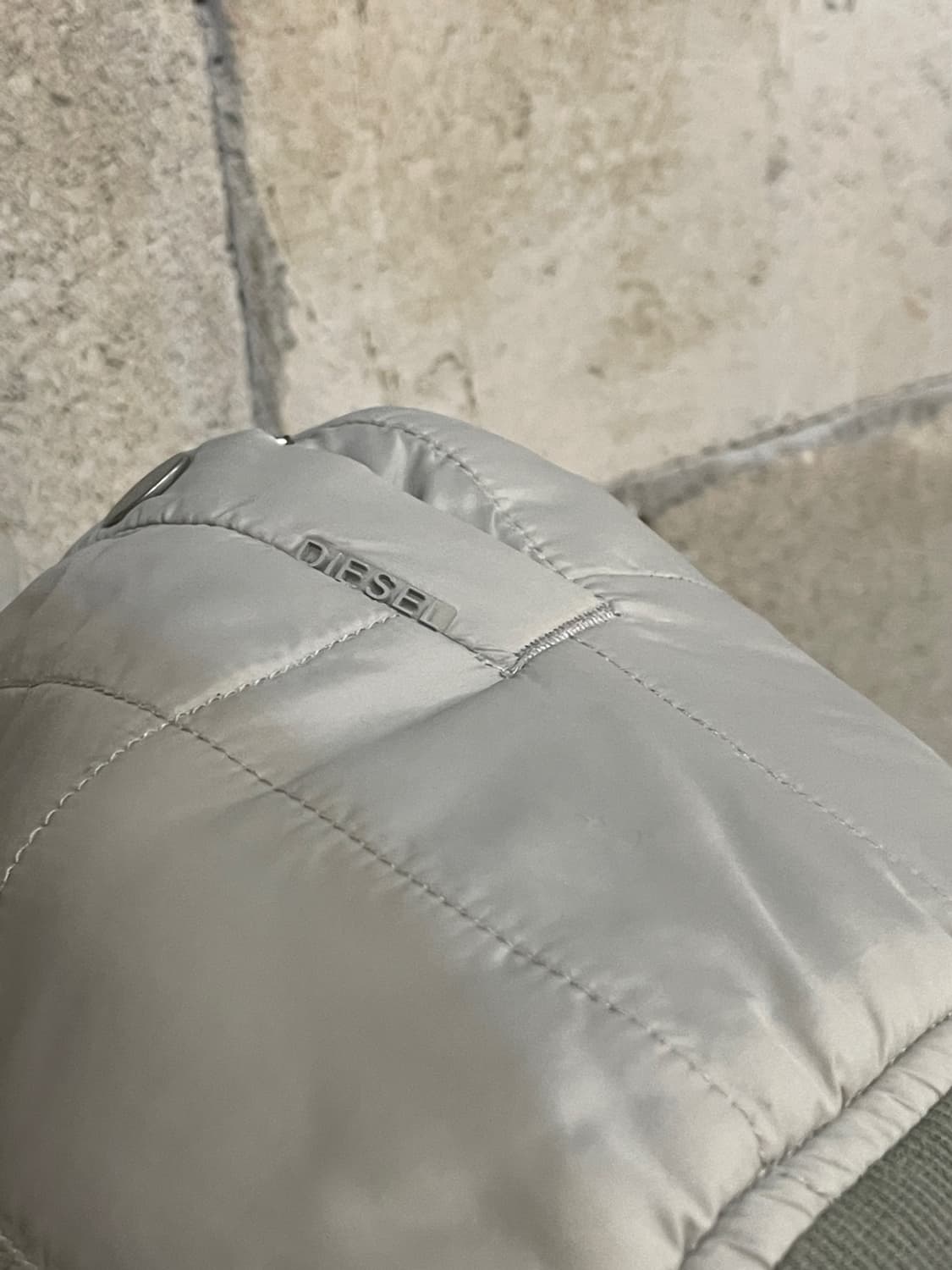 디젤 후드 경량 패딩 상품이미지5