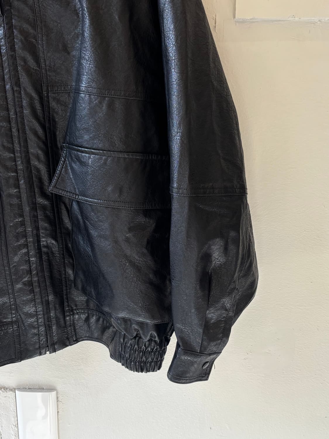 프릭스스토어 레더 블루종 자켓 상품이미지4