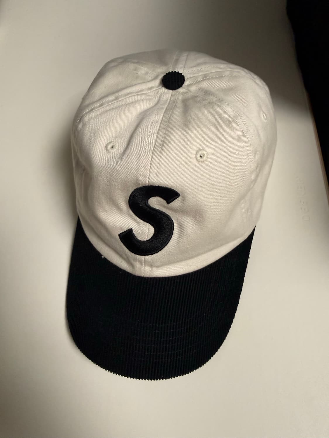 슈프림 투톤 S 로고 6-패널 스톤 - 24SS 상품이미지1