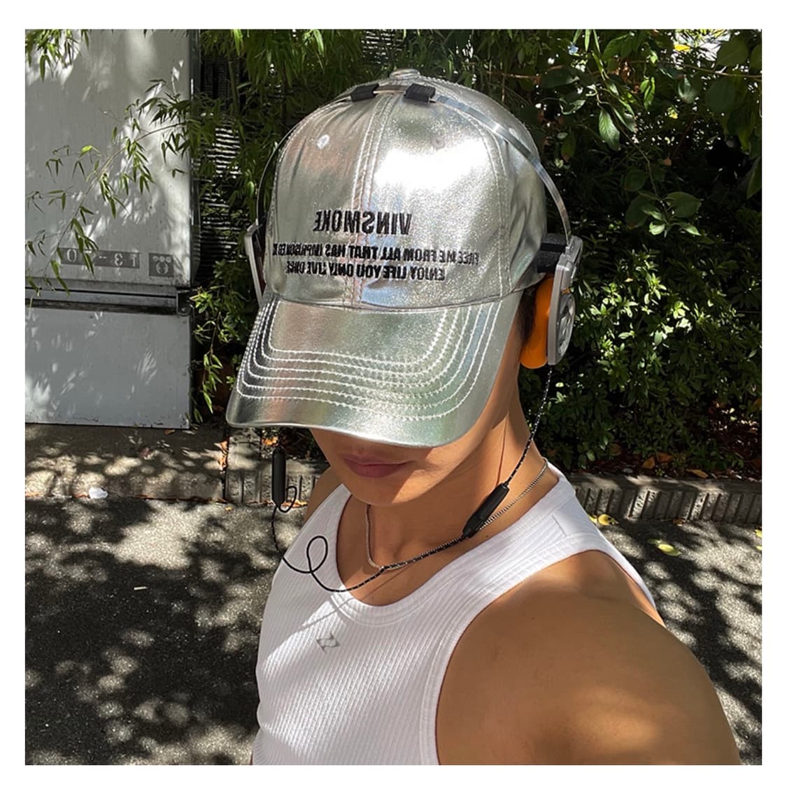 빈스모크(VINSMOKE) GLOSSY SILVER ‘SOFT FIT’ 상품이미지4