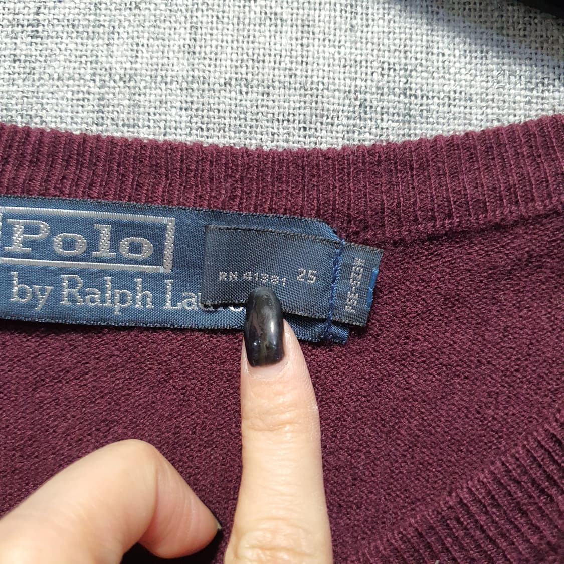 폴로랄프로렌 남성 메리노 울 브이넥 니트  상품이미지4