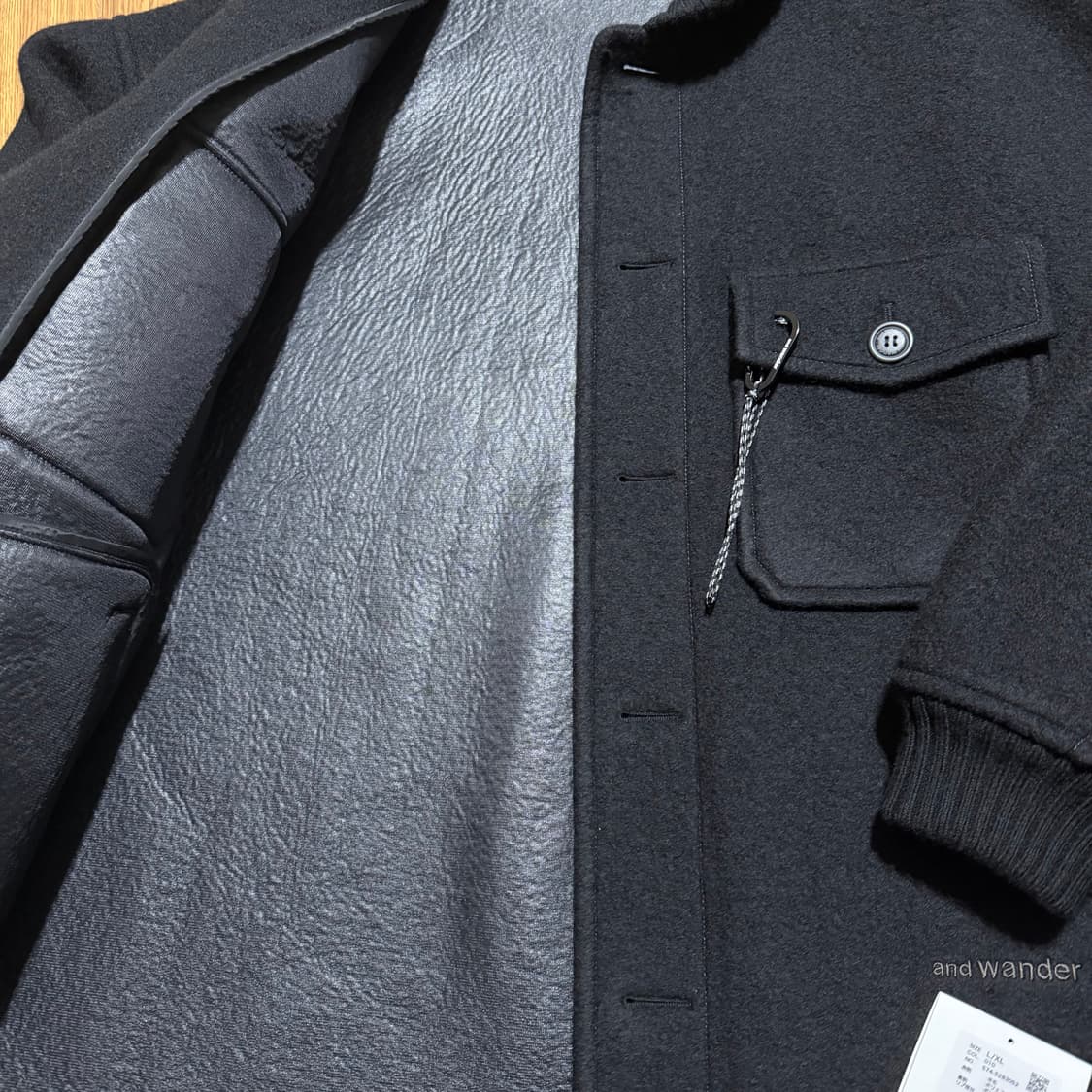 [L/XL] 앤드원더 울 쉐기 롱 자켓 블랙 상품이미지3