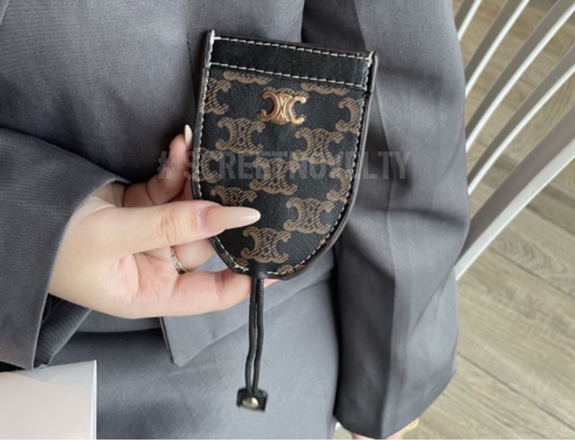 셀린느 트리옹페 키홀더 블랙 상품이미지6