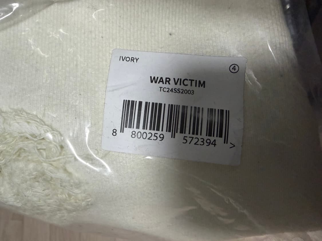 떠그클럽 war victim 맨투맨 -4size- 미착용 새상품 상품이미지6