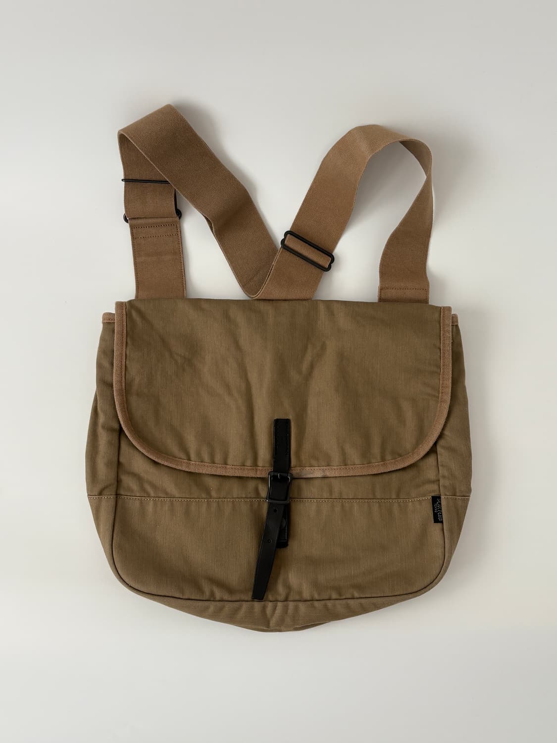 Canvas Shoulder Bag (Beige) 상품이미지3