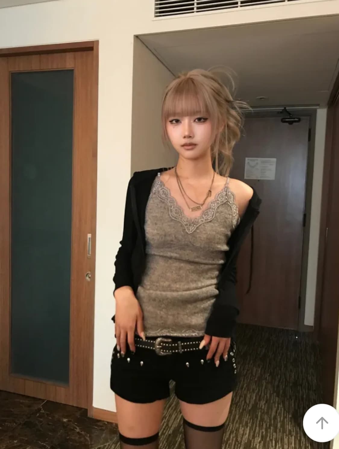 당일배송) 쿄이 위스퍼 레이스 슬리브리스 나시 그레이 오네갸루 세미갸루 상품이미지4