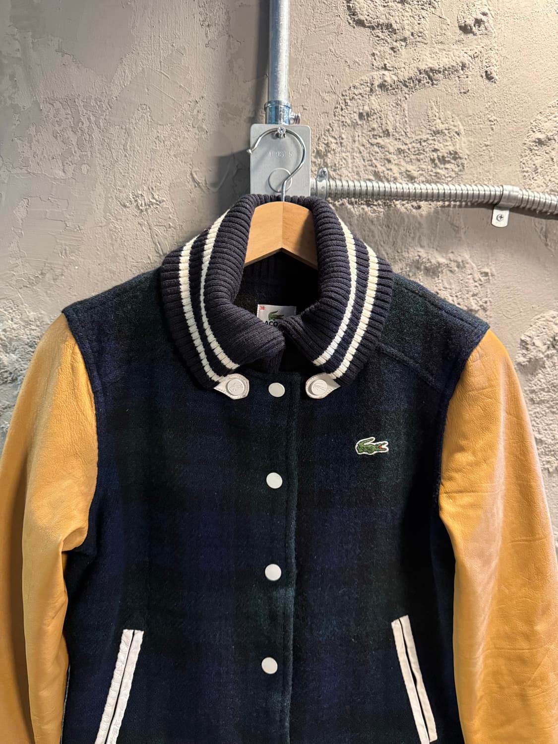 38 라코스테 LACOSTE 울 레더 바시티 스타디움 자켓 네이비 베이지 상품이미지4