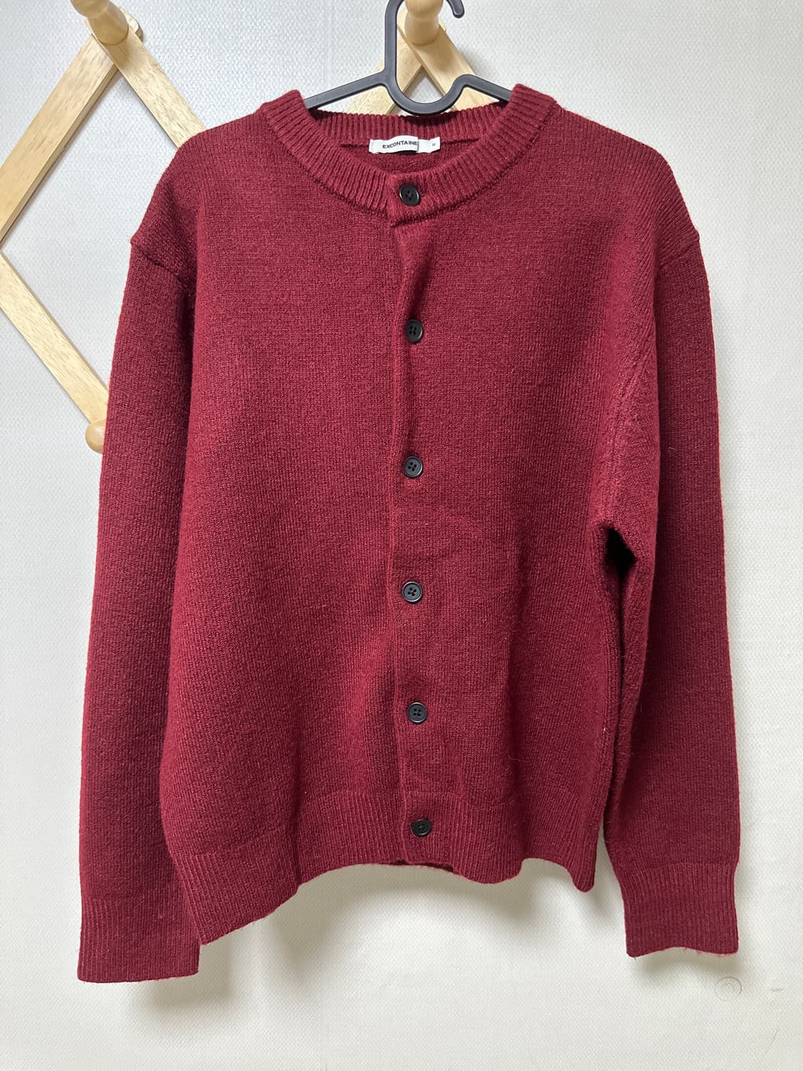 엑스컨테이너 미니멀 버튼 라운드넥 크롭 가디건  상품이미지2