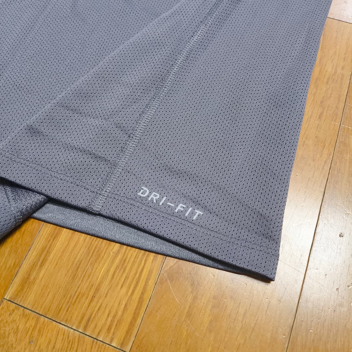 [L] 나이키 러닝 드라이핏 롱슬리브 상품이미지4