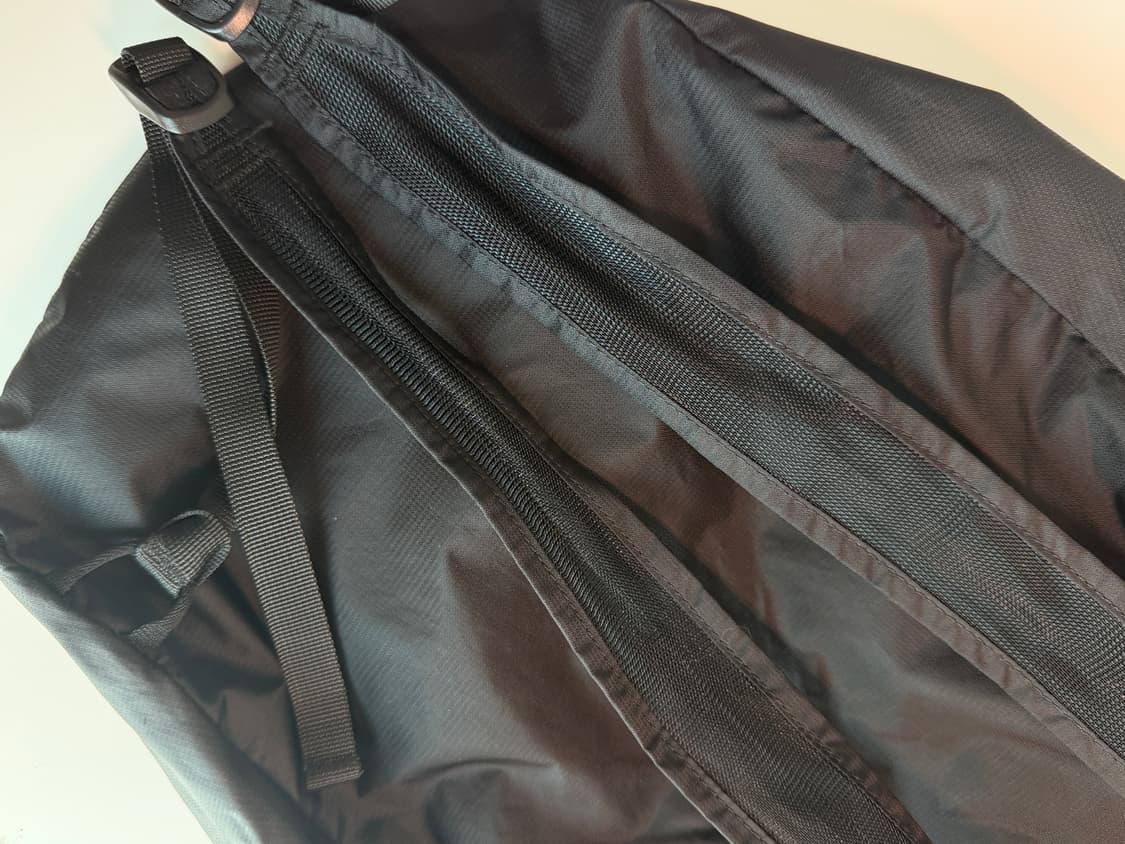 아크테릭스 헬리아드 15 블랙 백팩 상품이미지4