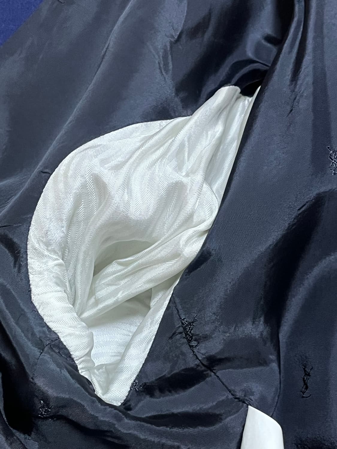 입생로랑 울 블레이저 네이비 상품이미지9