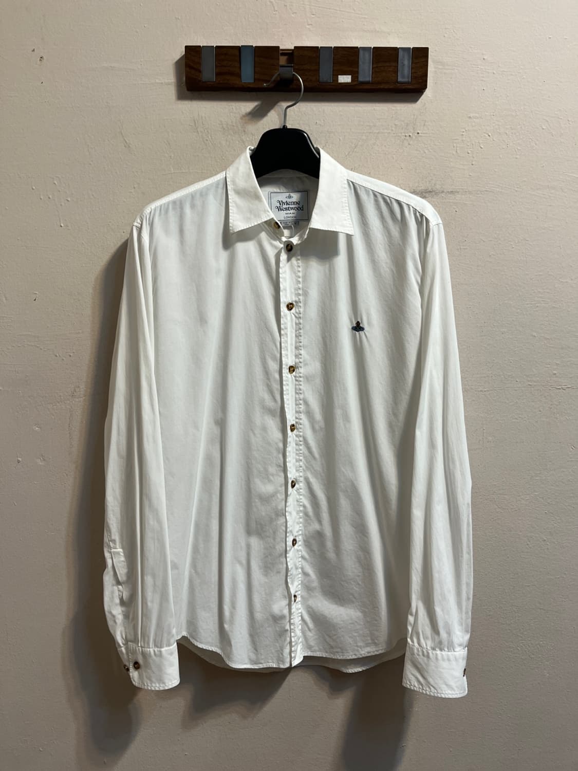 비비안 웨스트우드 화이트 셔츠 상품이미지1