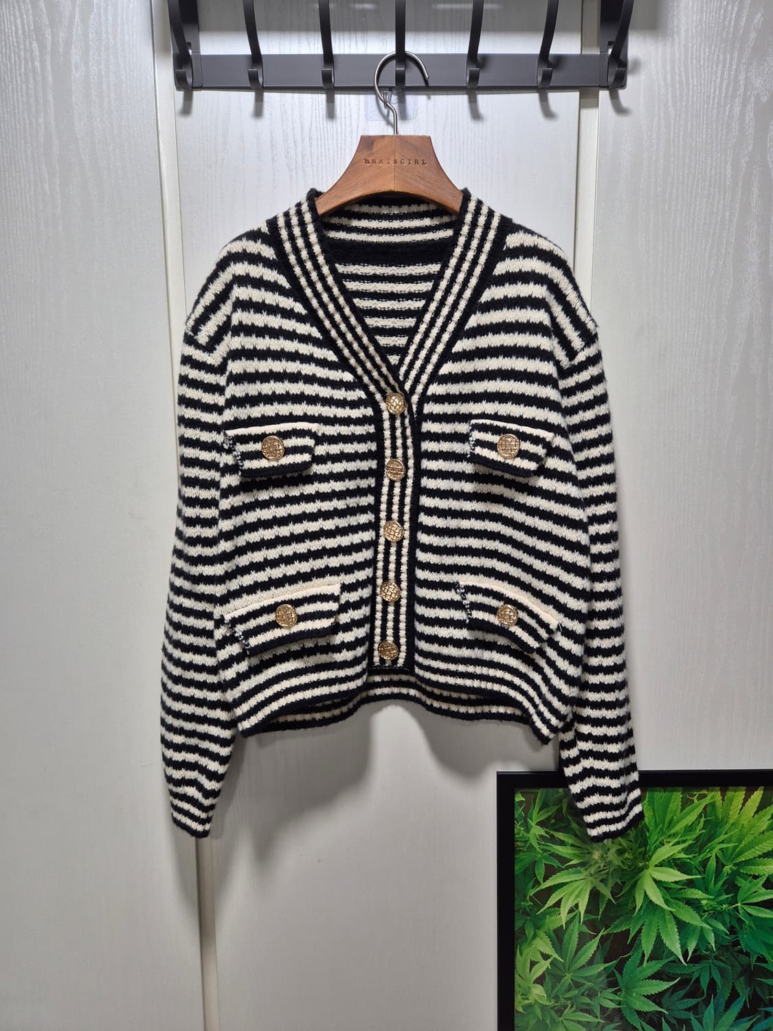 (세일)(새상품)vtg 스트라이프 금장 버튼 가디건 상품이미지1