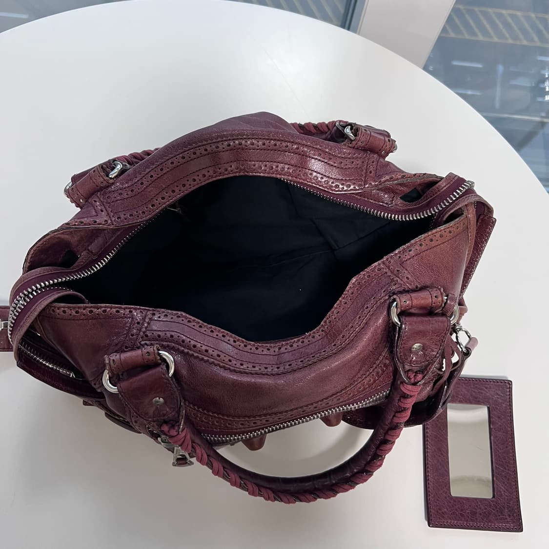 발렌시아가 모터백 상품이미지7