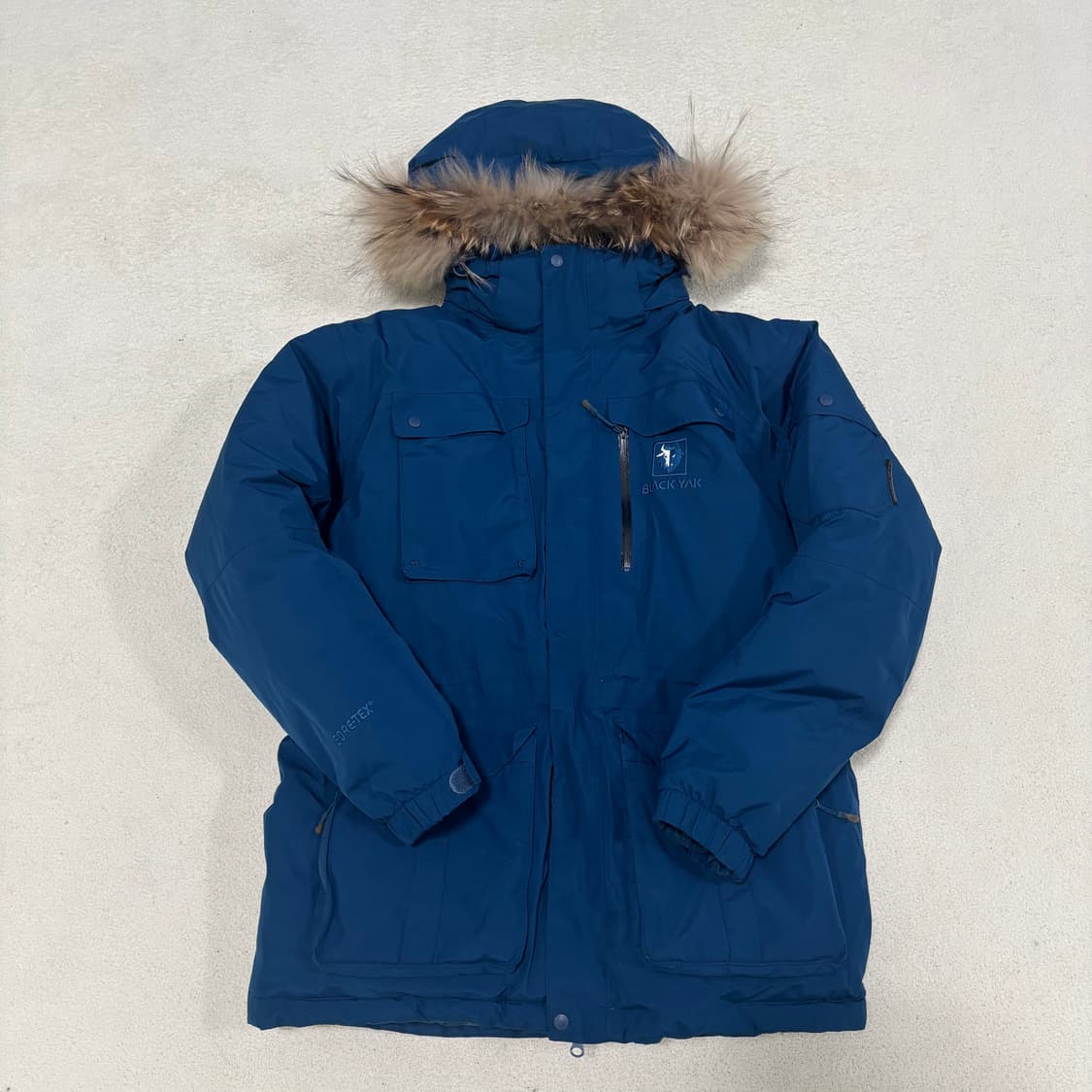 100 블랙야크 고어텍스 라쿤털 거위털 패딩 상품이미지1