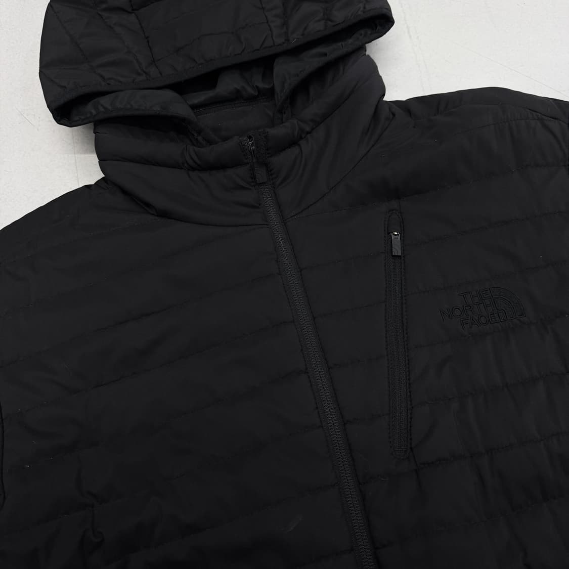 노스페이스 고프코어 애벌레 경량패딩 블랙 상품이미지3
