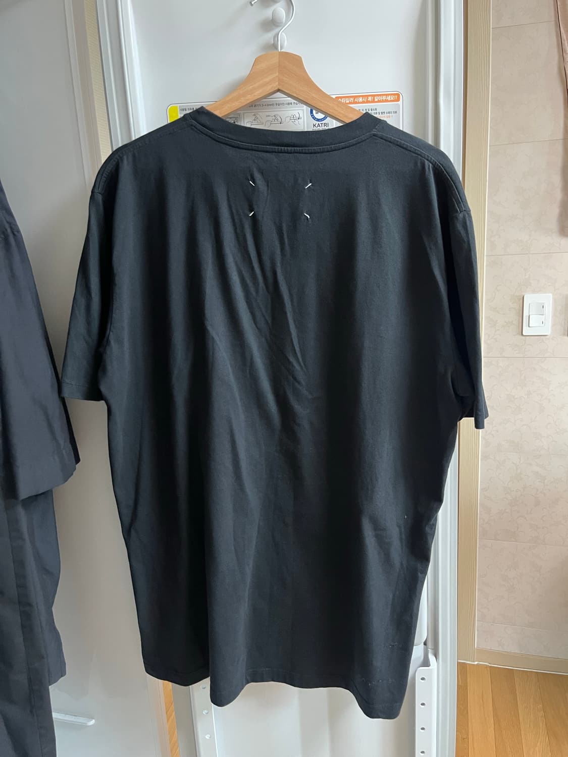 메종 마르지엘라 검정 반팔 티셔츠 XL 상품이미지2