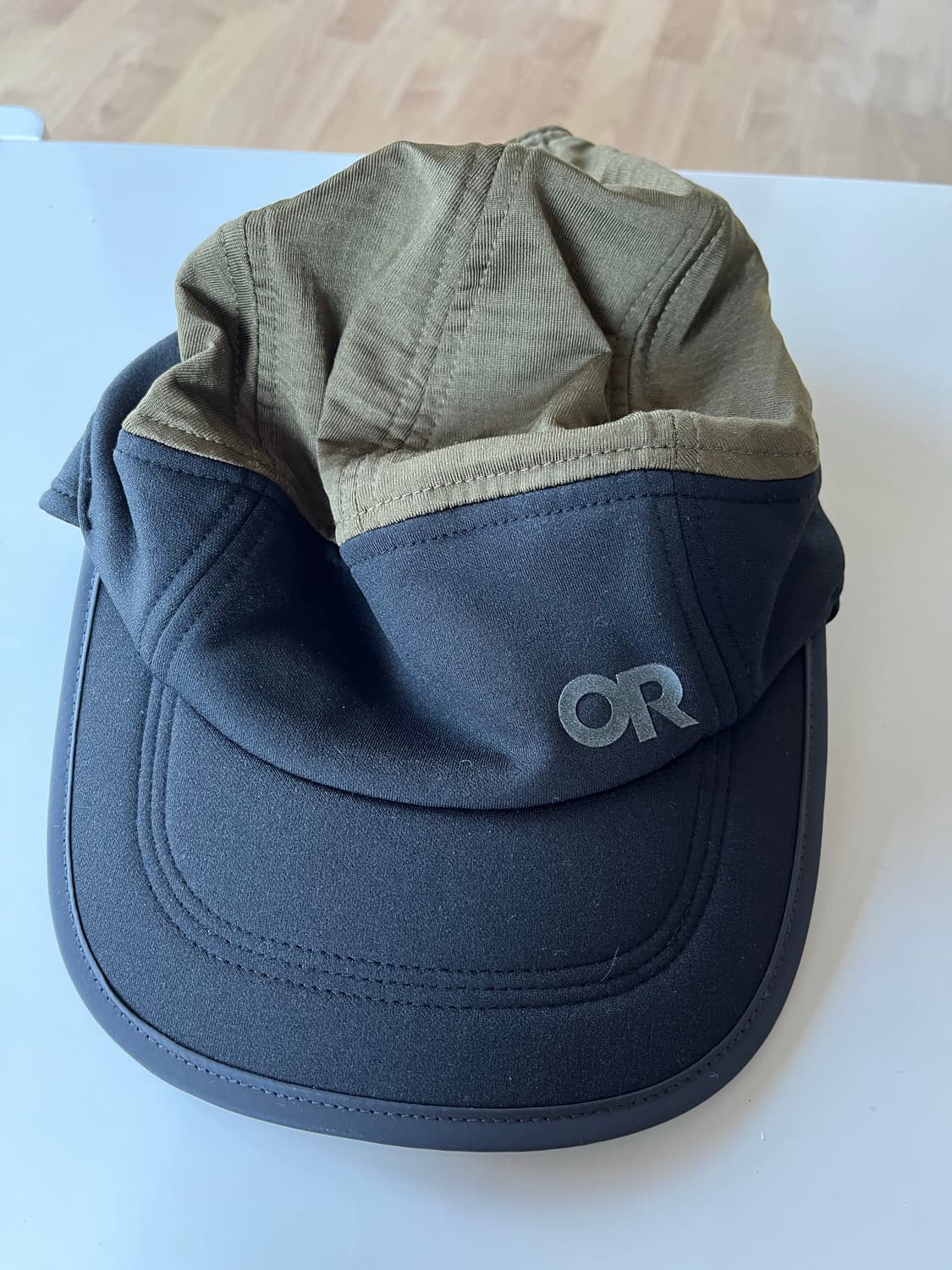 아웃도어리서치 모자 상품이미지1