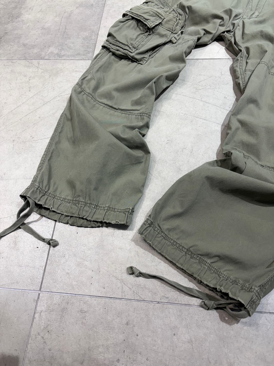 y2k 멀티 포켓 카고 팬츠 상품이미지2