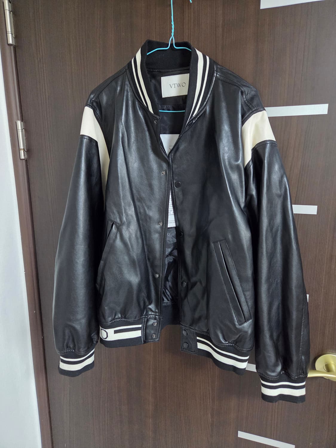 Vtwo 백로고 레더자켓 상품이미지2