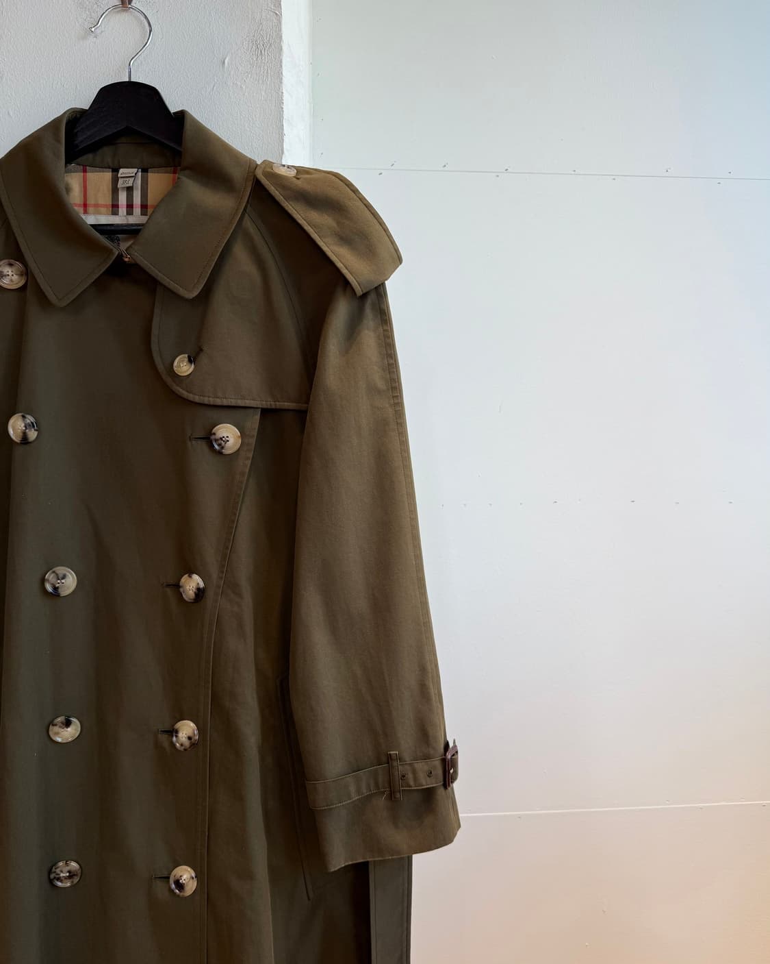 버버리 카키 더블 헤리티지 트렌치 코트 상품이미지5