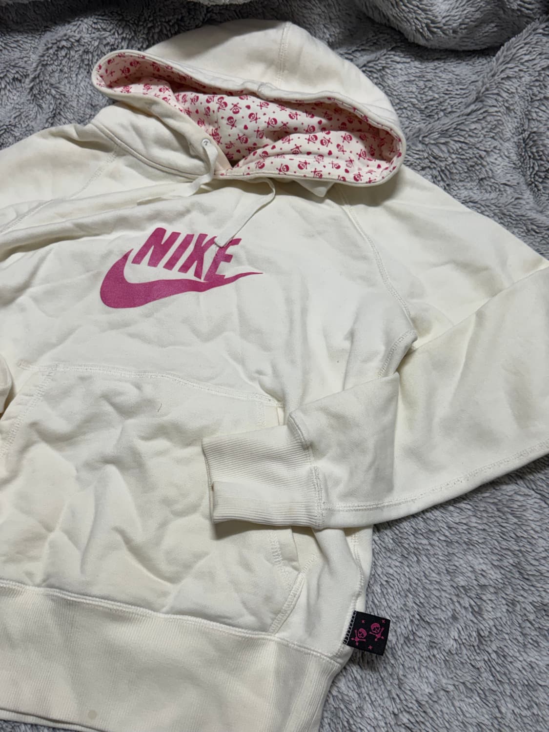 나이키 핑크 해골 후드티 상품이미지1