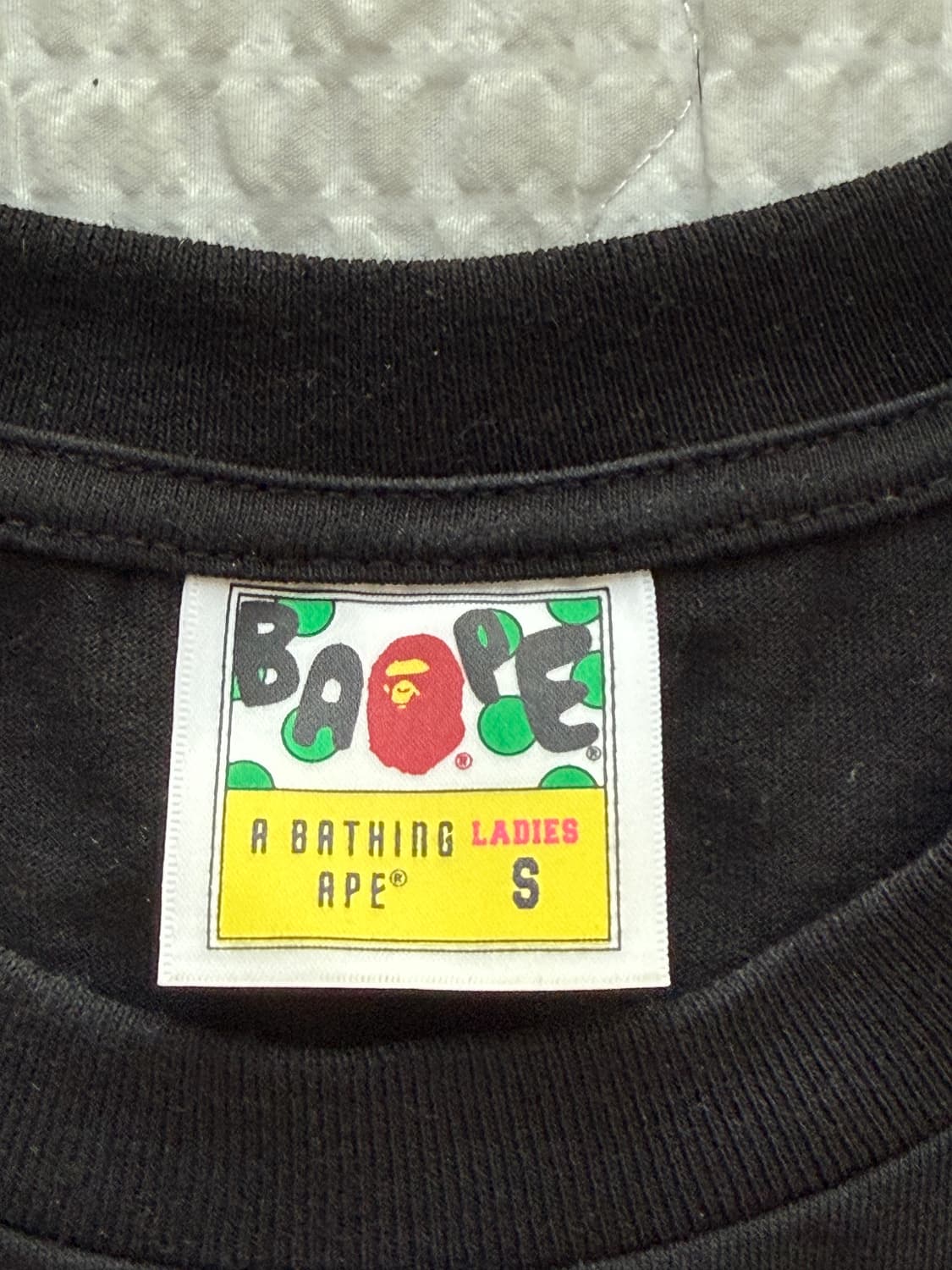 베이프 반팔티 상품이미지2