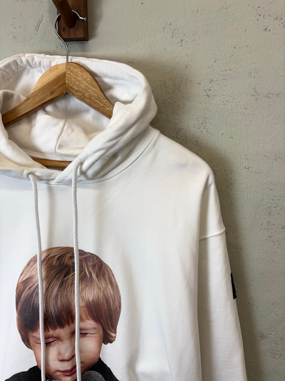 아크메드라비 프린팅 화이트 후드티 상품이미지6