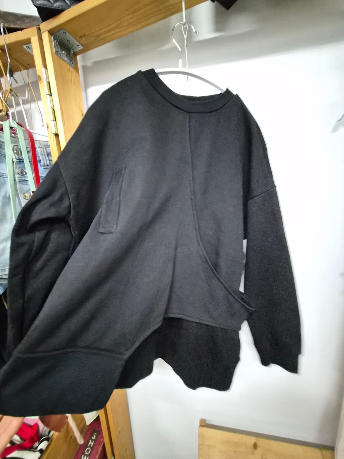 엔쥬반 언발란스 맨투맨 상품이미지3