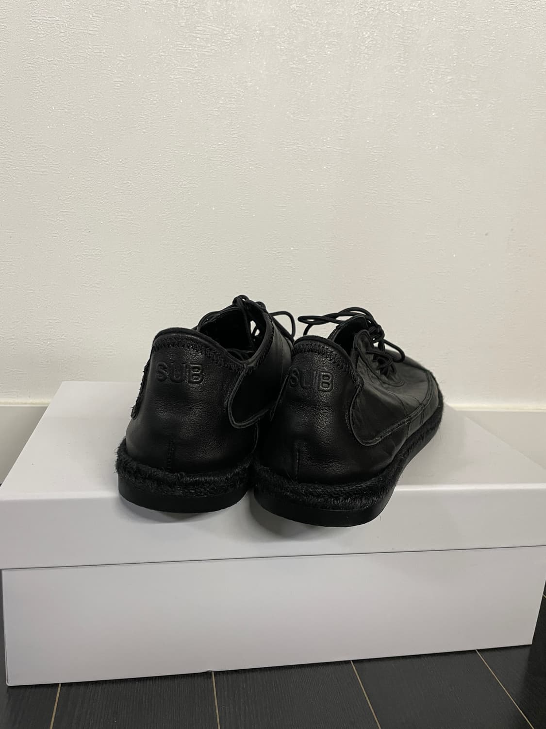 sub category 레더 스니커즈 상품이미지4