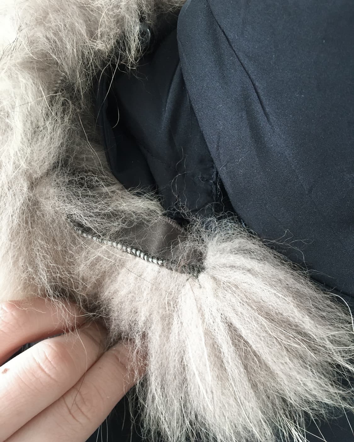 Fake fur hood transform jumper 상품이미지7