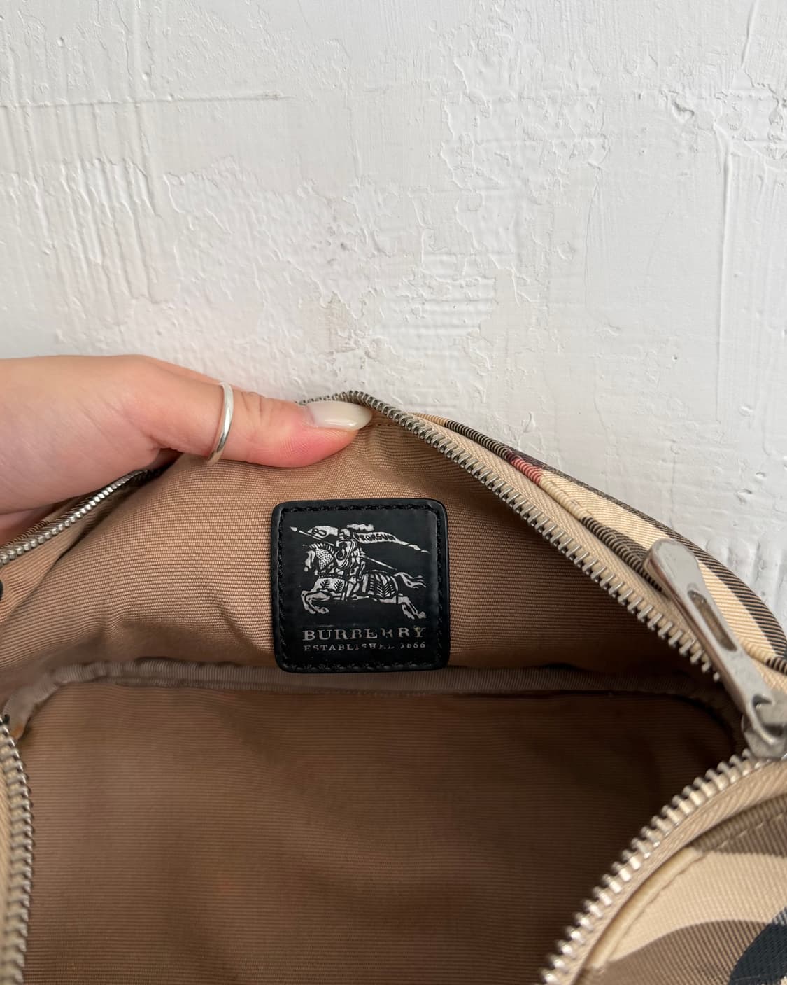 Burberry 버버리 노바체크 핸드백 상품이미지6