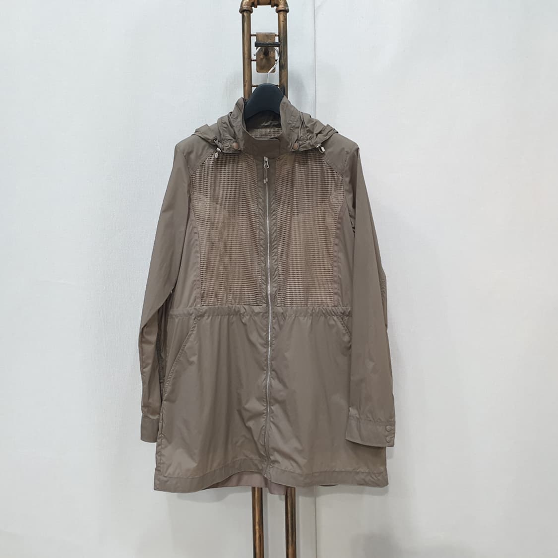 아이더 여성용 여름 바람막이 자켓 L 상품이미지1