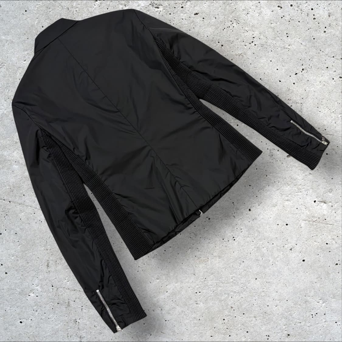 [44] 프라다 러플 나일론 블랙 우먼 자켓 B767 상품이미지2