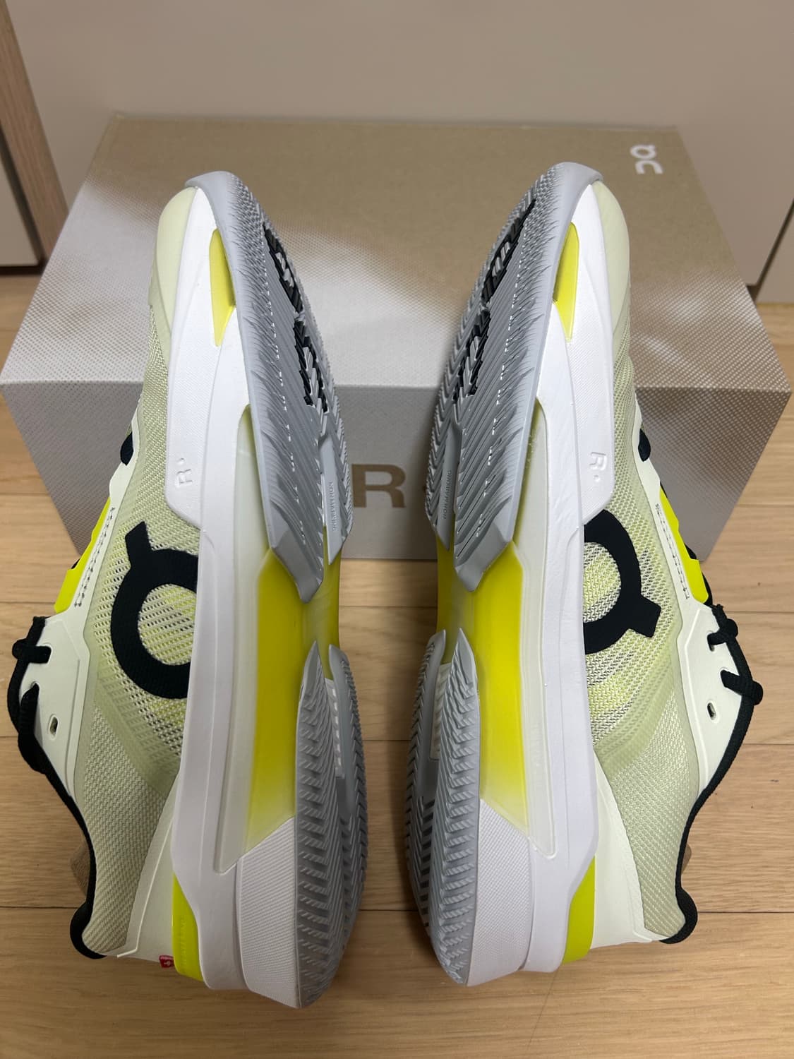 [테니스화 새상품] THE ROGER pro fire 280mm  상품이미지4