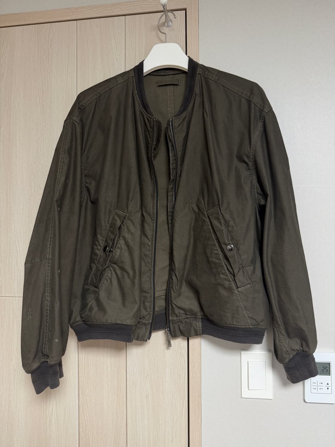 폴리테루 라이트 마원 봄버 올리브 4 상품이미지1