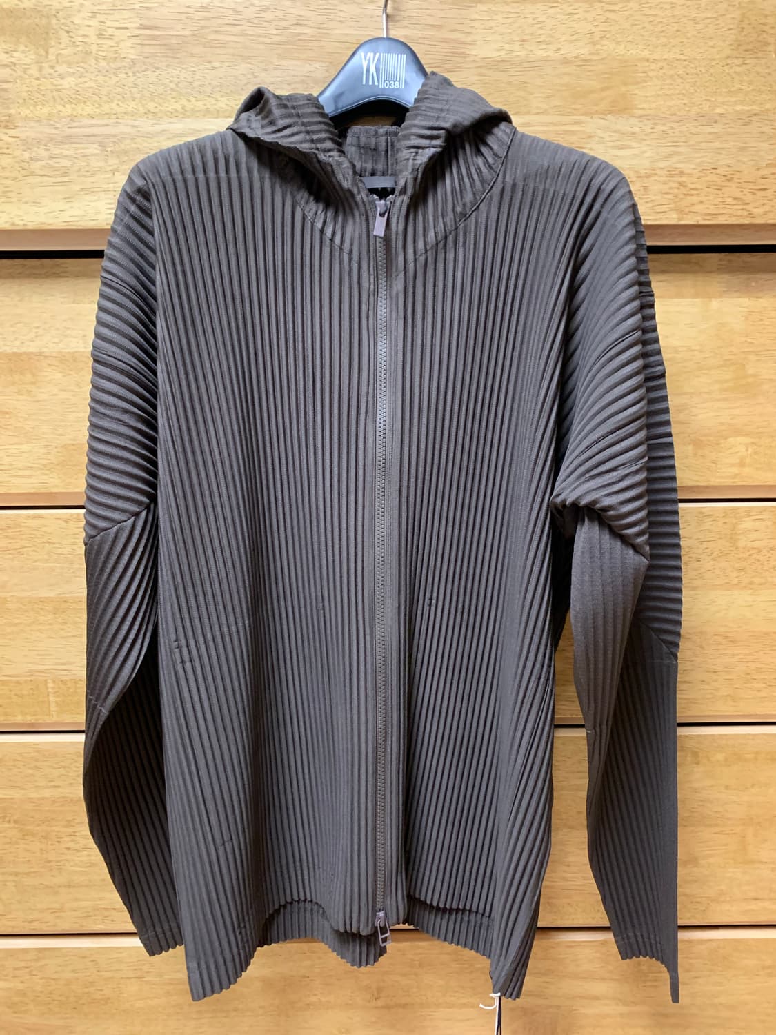 이세이미야케 옴므플리세 먼슬리 컬러 mc 후드집업 상품이미지1