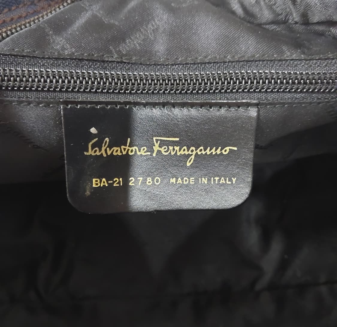 [정품] 페라가모 간치니 프린트 캔버스 숄더백 상품이미지9