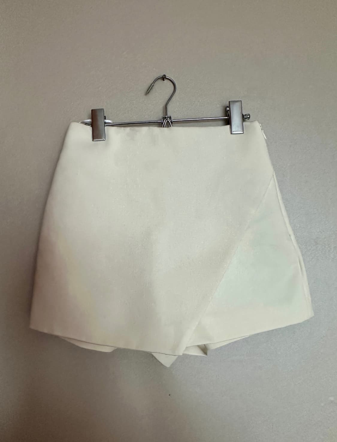 자라 하이웨스트 스코트 XS 크림색 상품이미지2