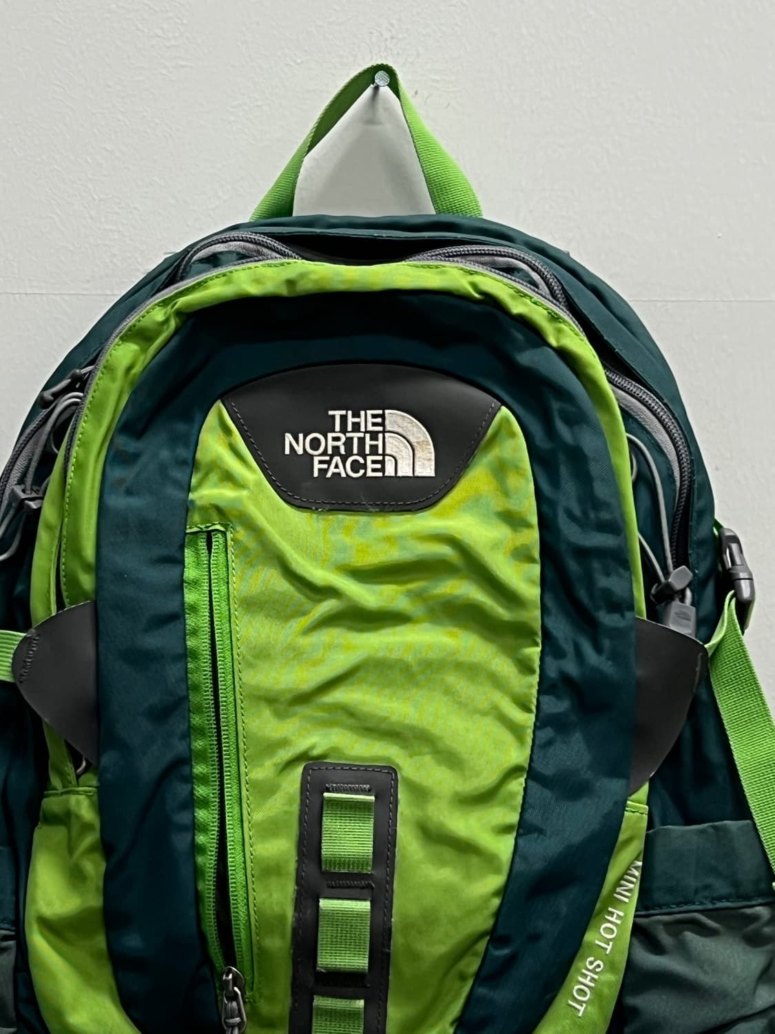 (OS) 노스페이스 미니 핫샷 백팩 그린 상품이미지4