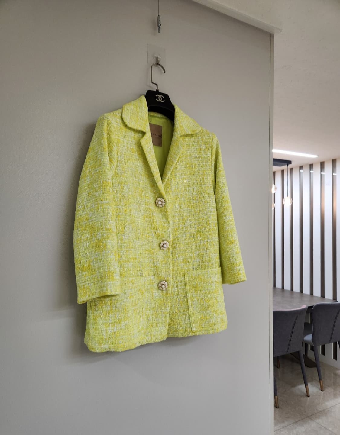 앤디앤댑 플라워버튼 트위드 자켓 66사이즈 상품이미지7