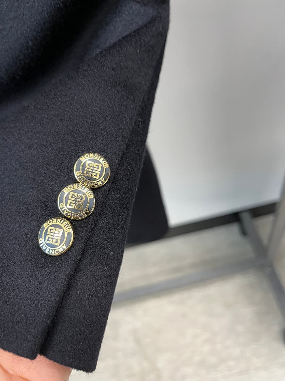 110) 지방시 금장 캐시미어 자켓  상품이미지4