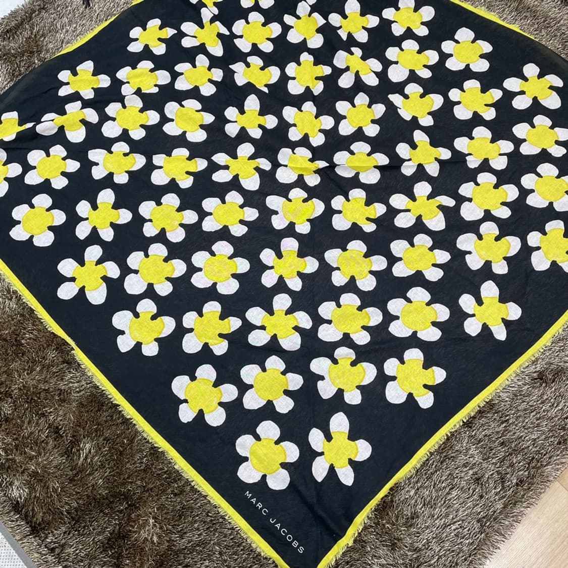 마크 제이콥스 MARC JACOBS 플라워 패턴 코튼 스카프 상품이미지4