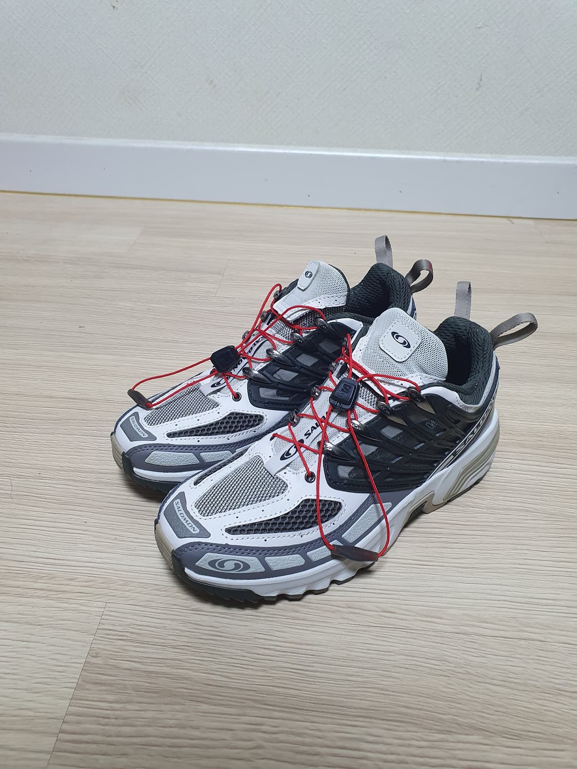 살로몬 ACS 프로 벨루가 트레킹화 240 상품이미지4