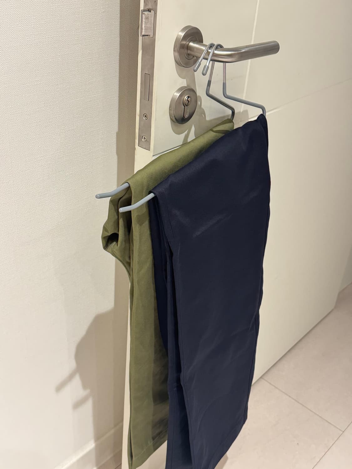 스테디에브리웨어 레귤러 코튼팬츠 2개 새상품 팝니다 상품이미지3